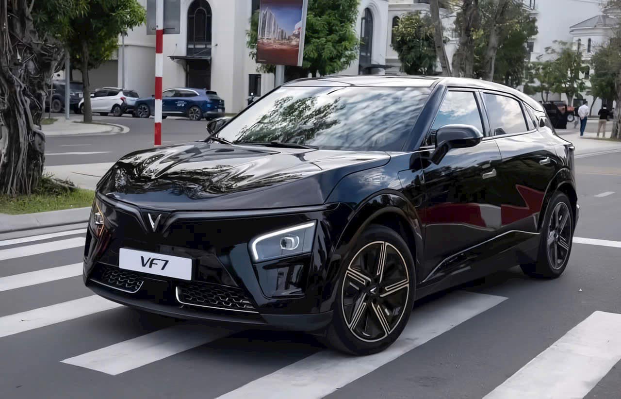 VinFast VF7 22 VinFast VF7 465371227 1993590067751089 6651096585526574895 n VinFast VF7