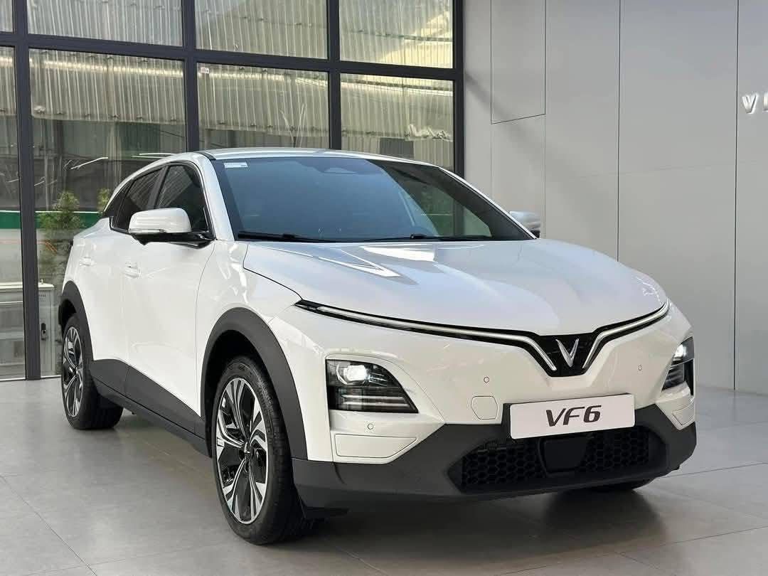 492467387 122178146984282782 1182912928172250171 n VinFast VF6