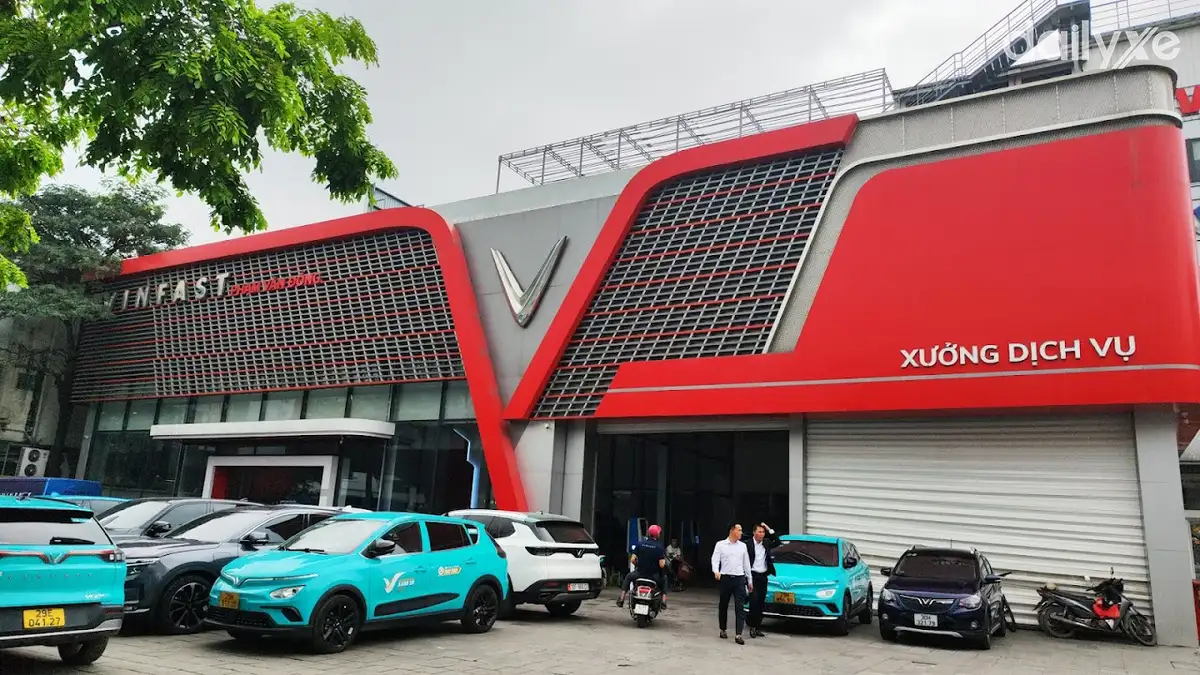 vinfast pham van dong ha noi Vinfast